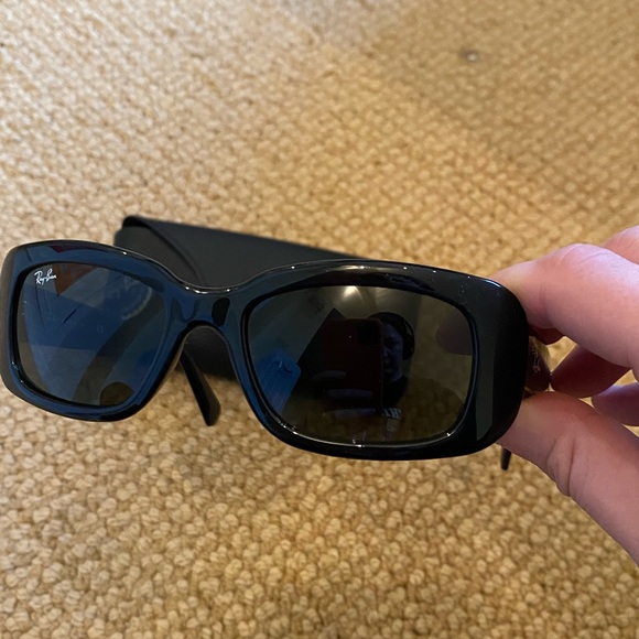 Raybans - Picture 4 of 5